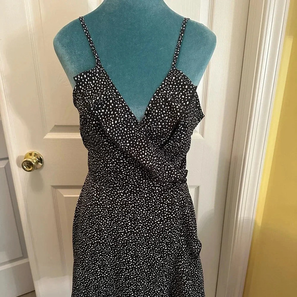 Polka dot spaghetti strap wrap dress - Picture 2 of 10